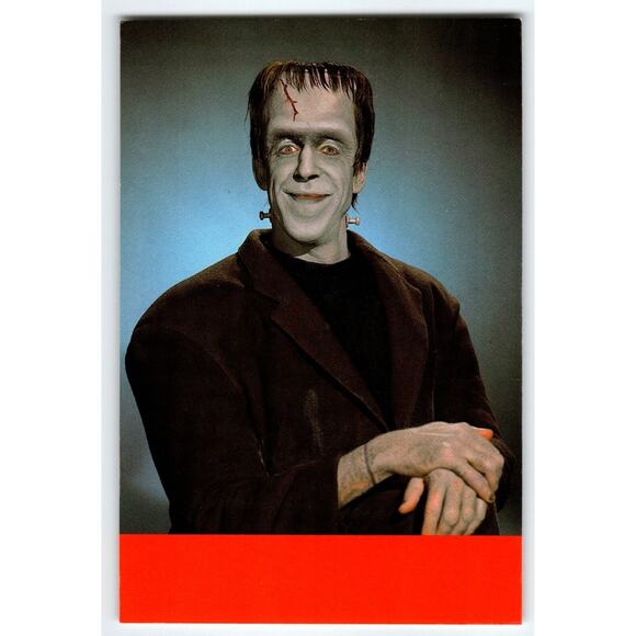 The Munsters Herman Fred Gwynne Postcard Chrome Continental Halloween Horror TV - Picture 1 of 2